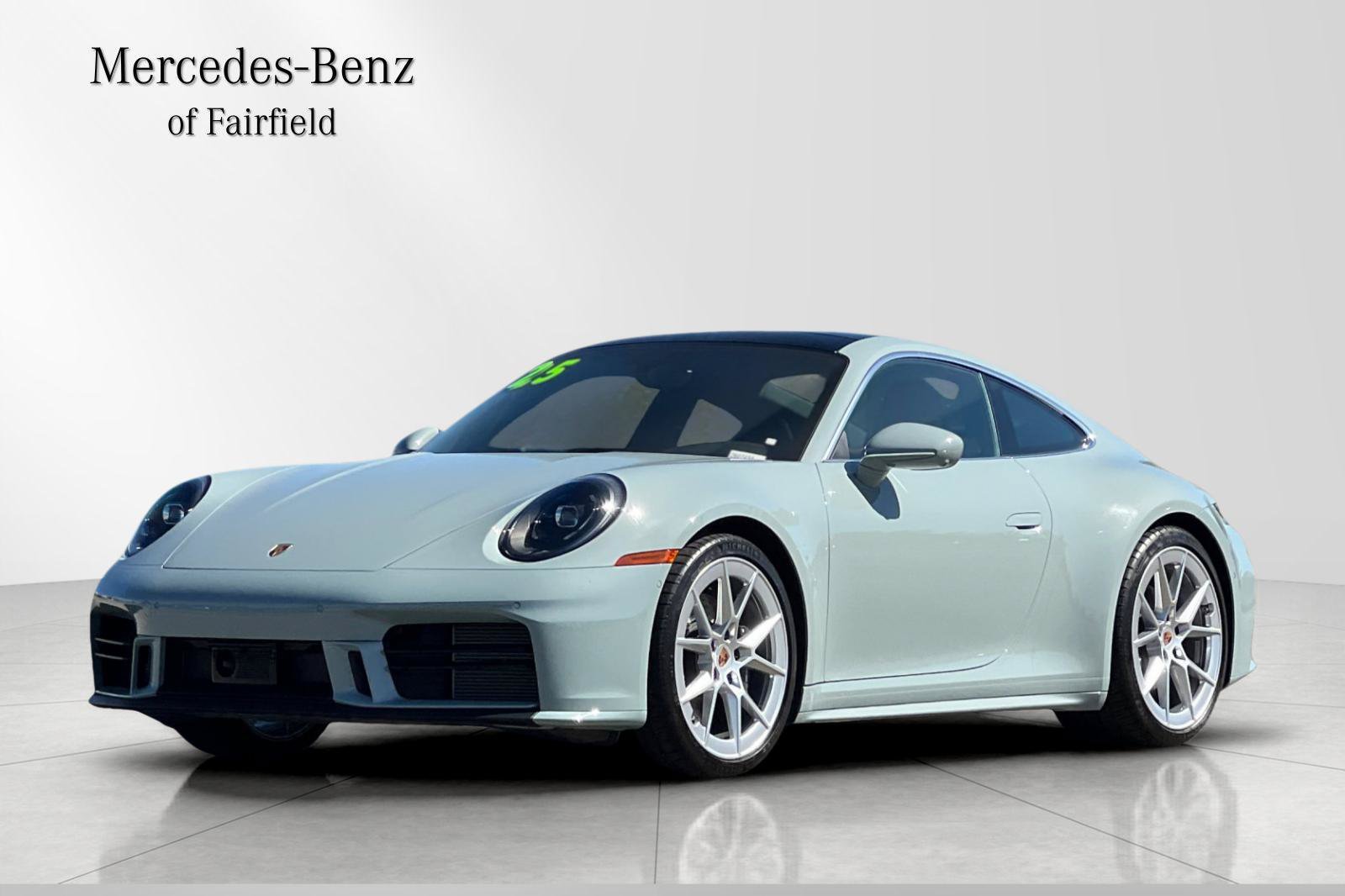 Used 2025 Porsche 911 Carrera RWD image 1