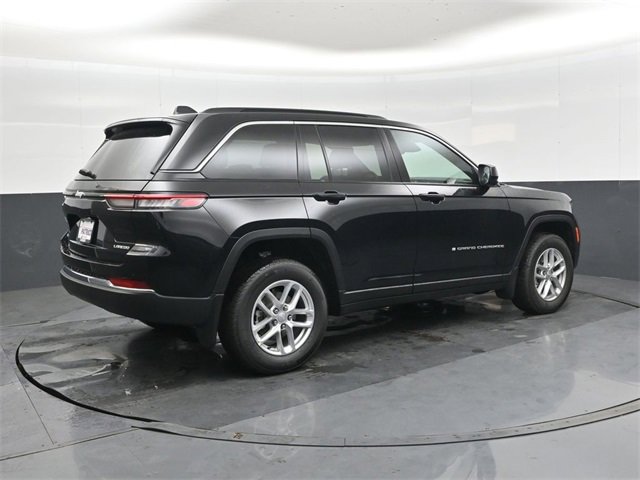 New 2025 Jeep Grand Cherokee Laredo X w/ Luxury Tech Group I image 4