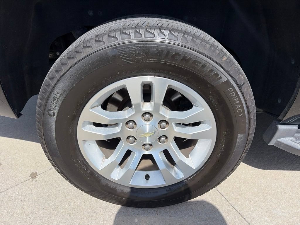 Used 2017 Chevrolet Tahoe LT AWD/4WD image 16