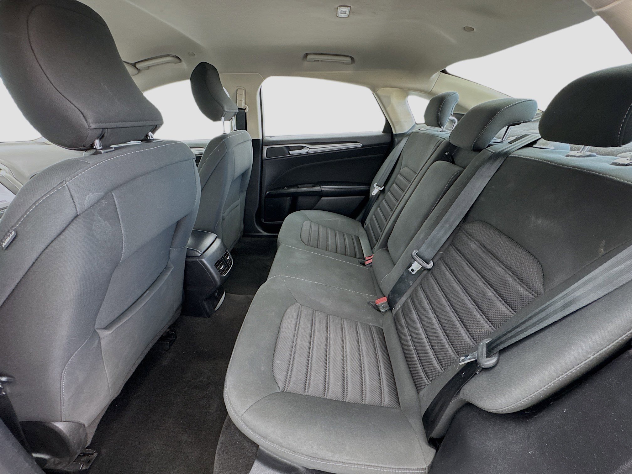 Used 2019 Ford Fusion SE image 15