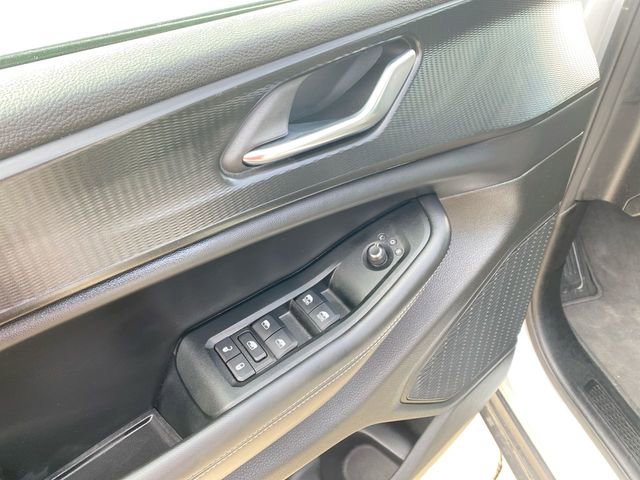 Used 2025 Jeep Grand Cherokee Altitude AWD/4WD image 22