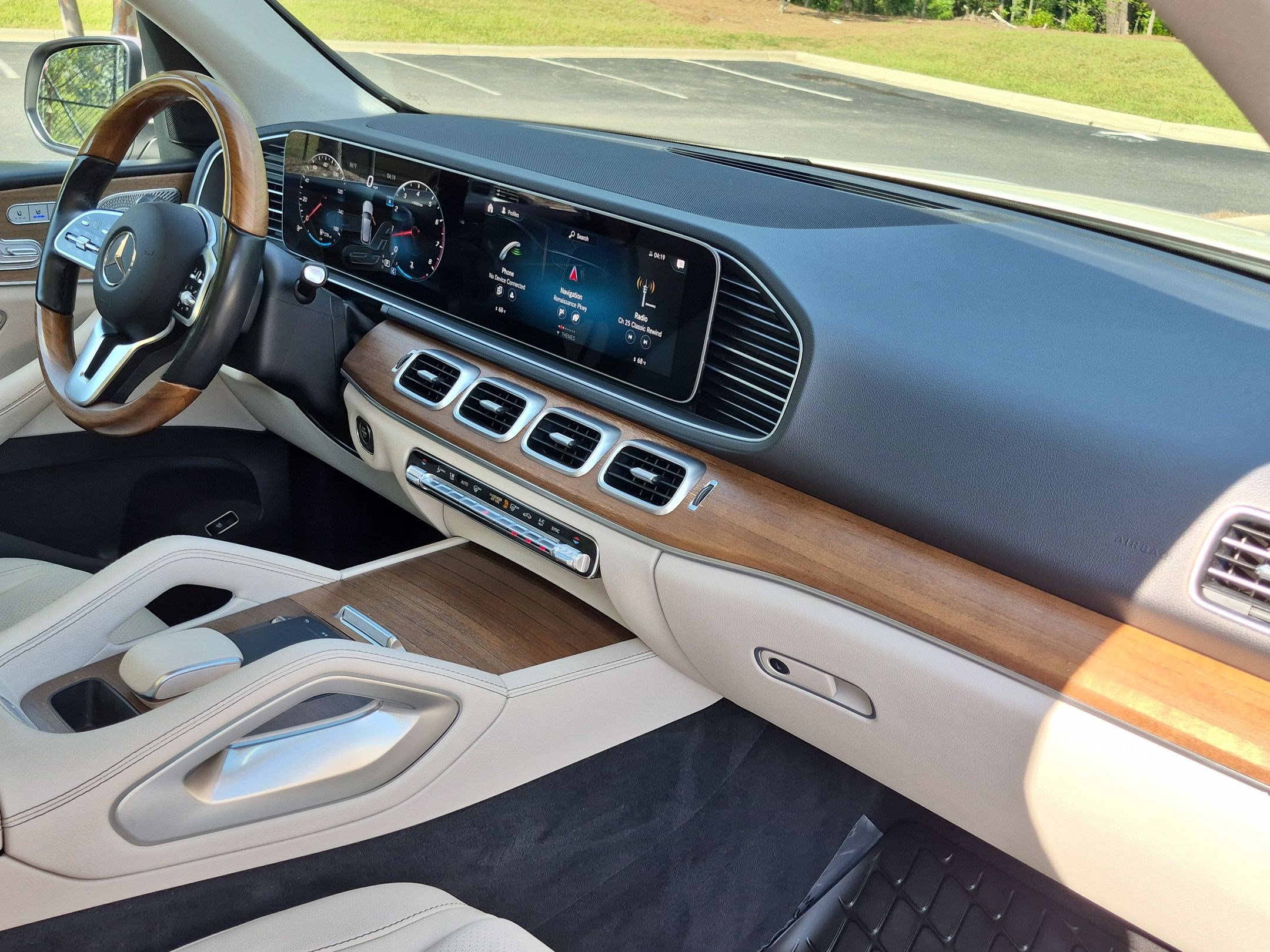 Certified 2023 Mercedes-Benz GLE 350 4MATIC image 32