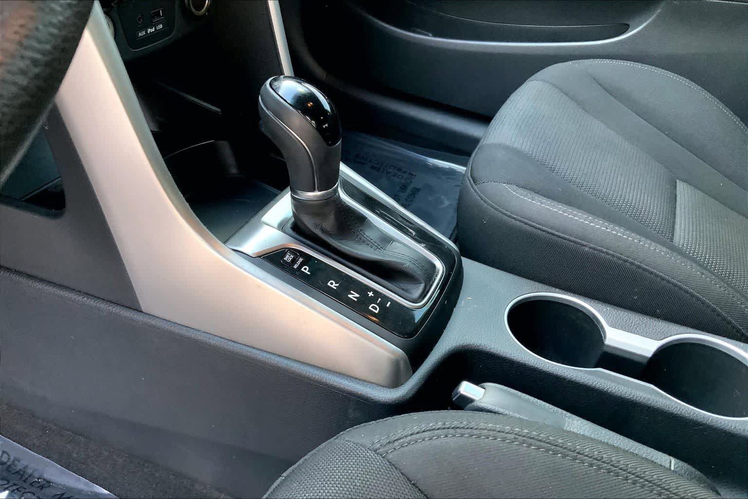 Used 2014 Hyundai Elantra GT image 16
