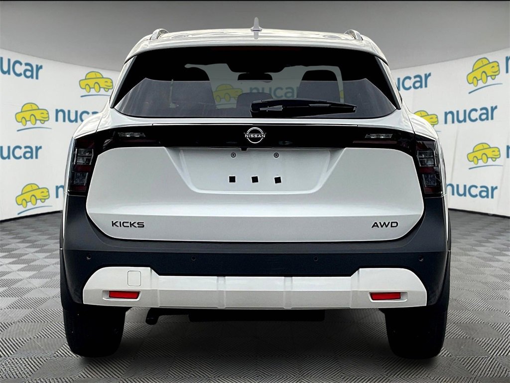 New 2025 Nissan Kicks SV w/ SV Premium Package image 6