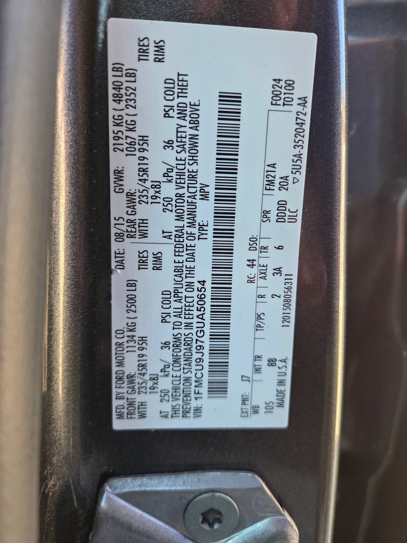 Used 2016 Ford Escape Titanium w/ Equipment Group 301A AWD/4WD image 13