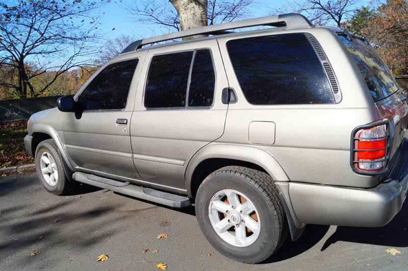 Used 2003 Nissan Pathfinder SE image 7