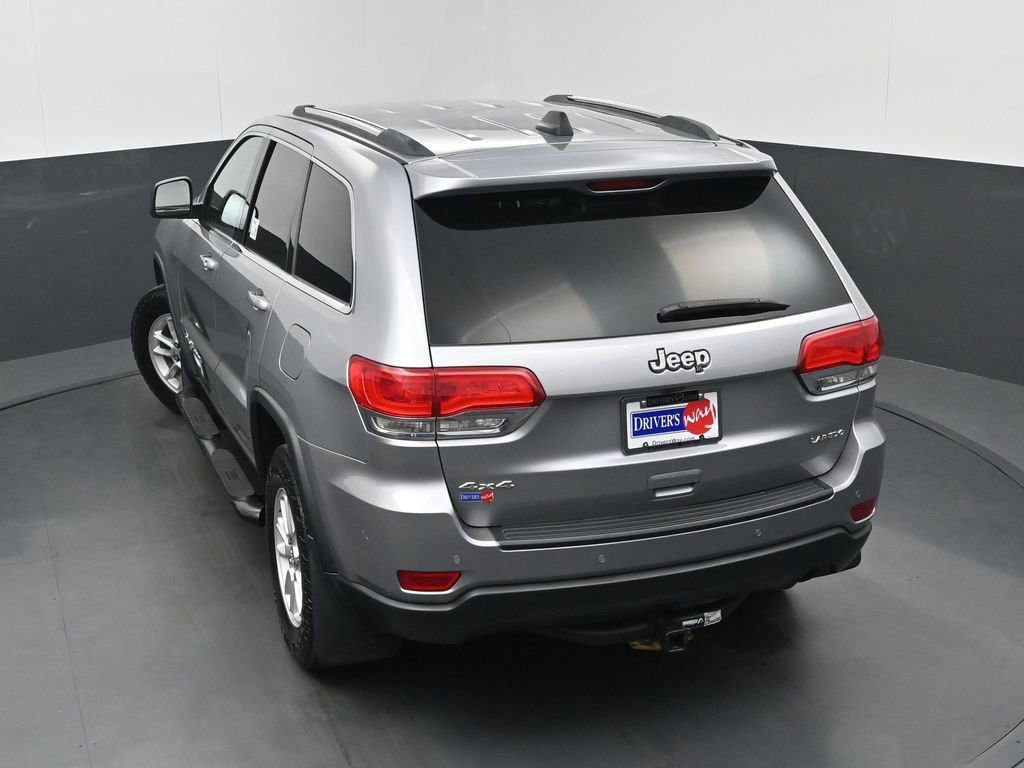 Used 2018 Jeep Grand Cherokee Laredo AWD/4WD image 29