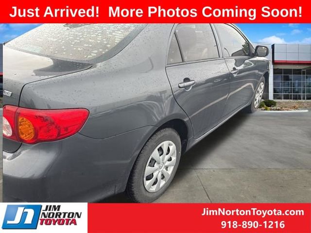 Used 2010 Toyota Corolla LE FWD image 5