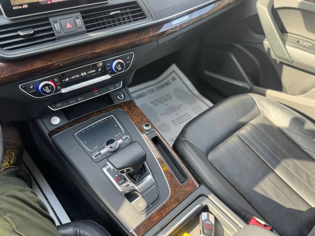 Used 2018 Audi Q5 2.0T Premium Plus w/ Premium Plus Package AWD/4WD image 35