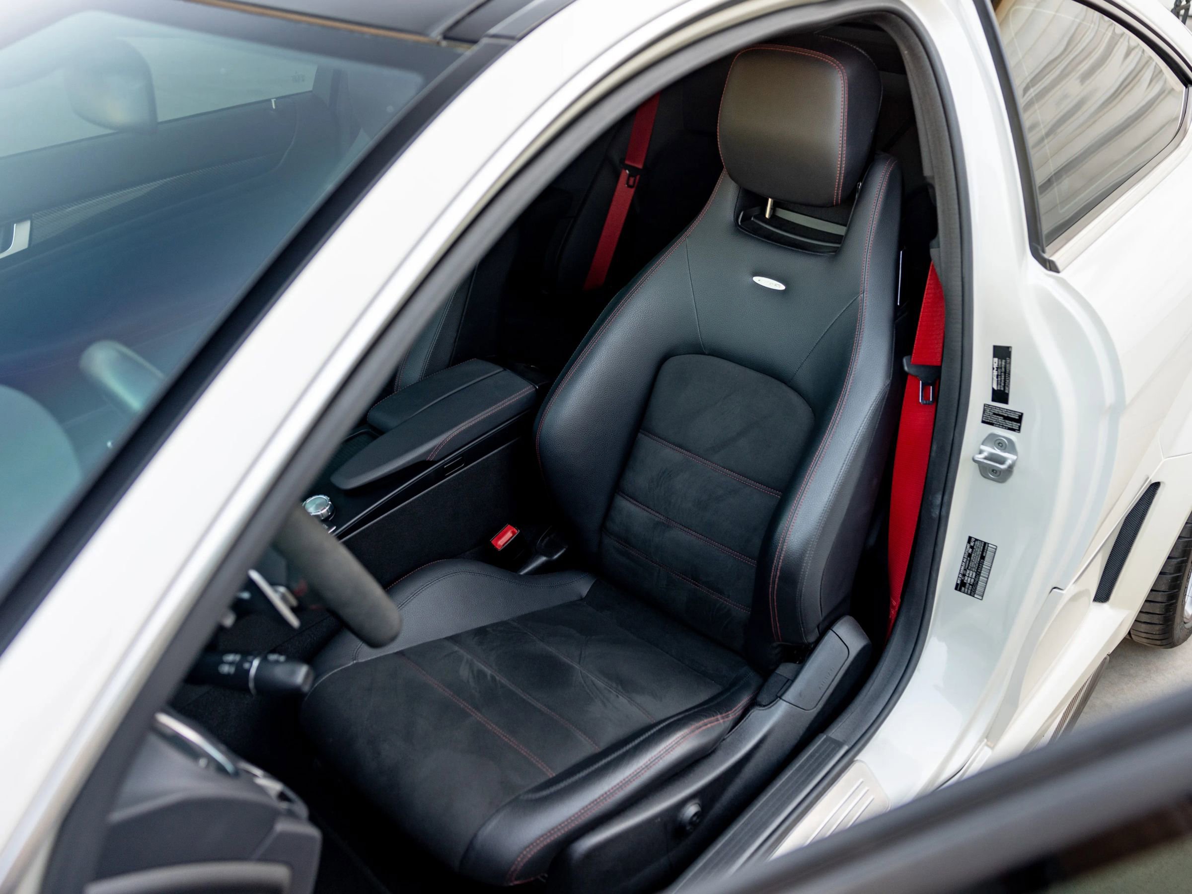 Used 2012 Mercedes-Benz C 63 AMG Coupe image 12