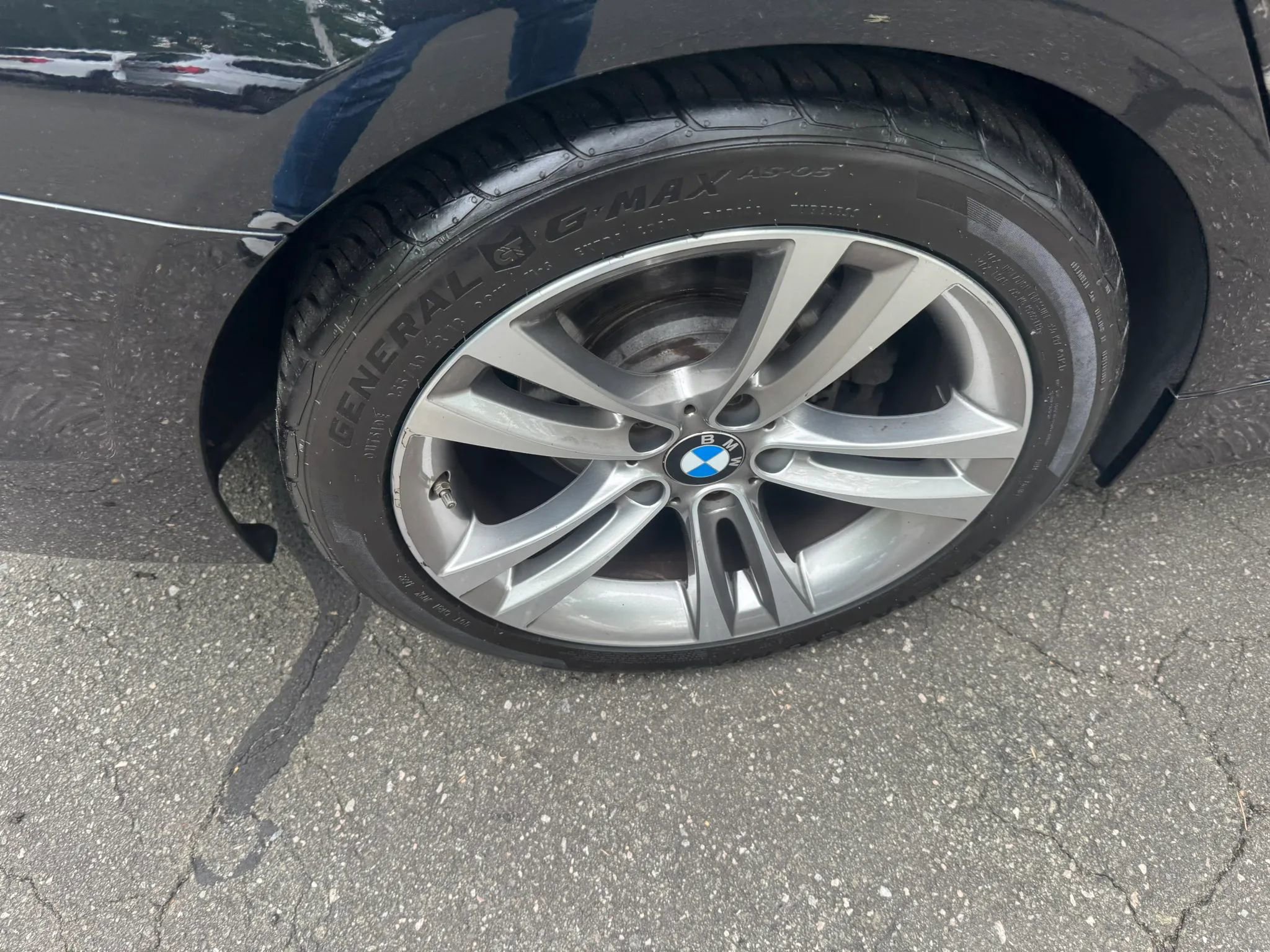 Used 2018 BMW 330i Sedan w/ Convenience Package RWD image 12