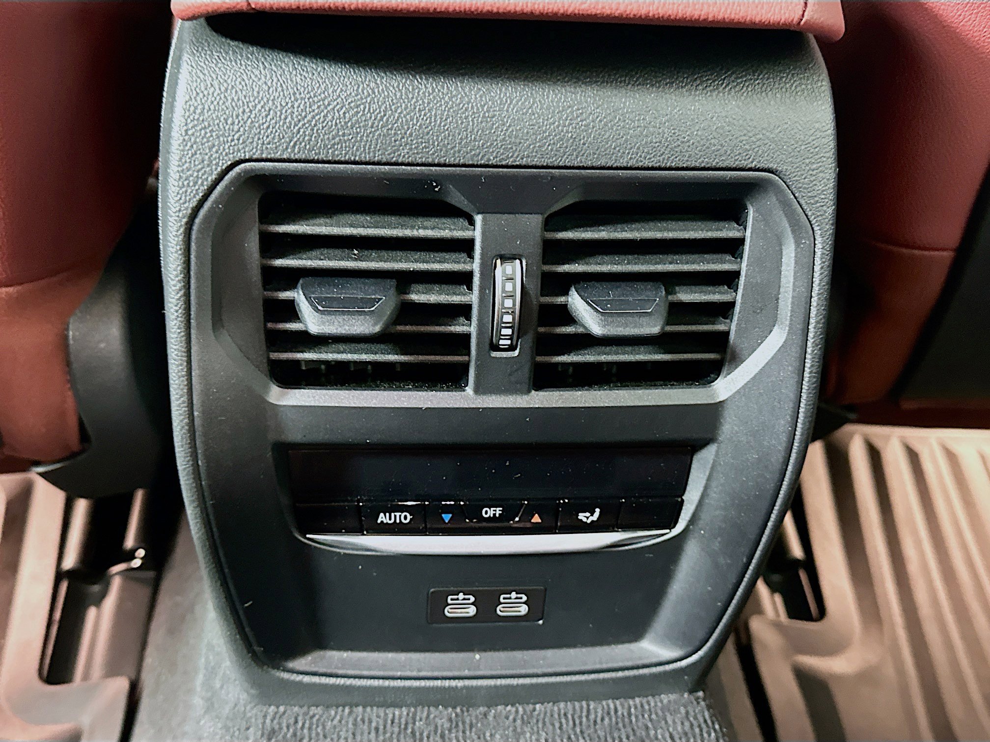 Used 2023 BMW i4 eDrive35 w/ Premium Package image 28