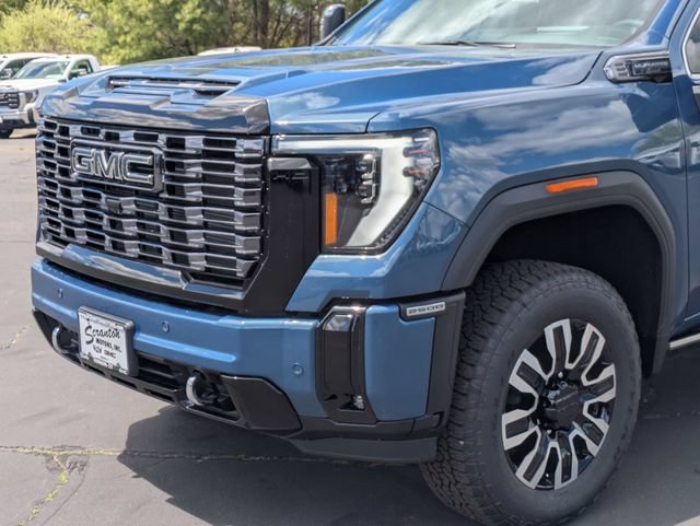 New 2026 GMC Sierra 2500 Denali Ultimate AWD/4WD image 9