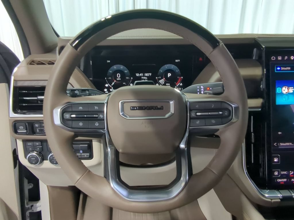Used 2025 GMC Yukon Denali w/ Denali Reserve Package AWD/4WD image 28