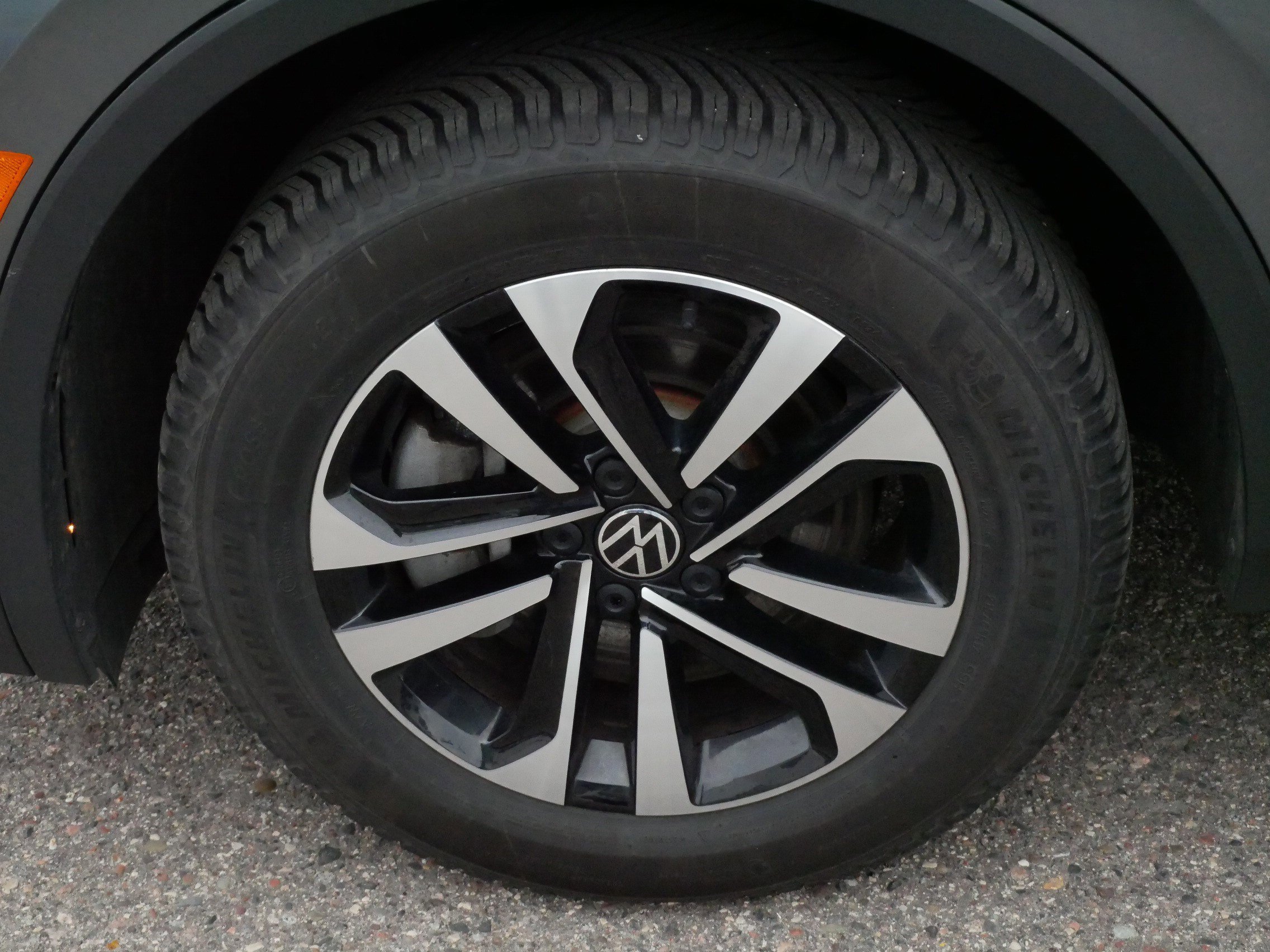 Certified 2022 Volkswagen Tiguan S image 15