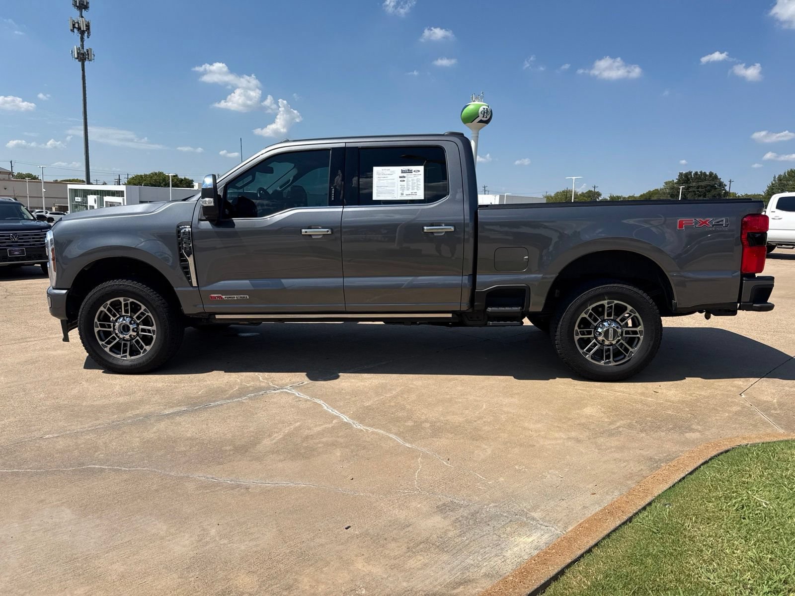Used 2024 Ford F350 Limited w/ FX4 Off-Road Package AWD/4WD image 4