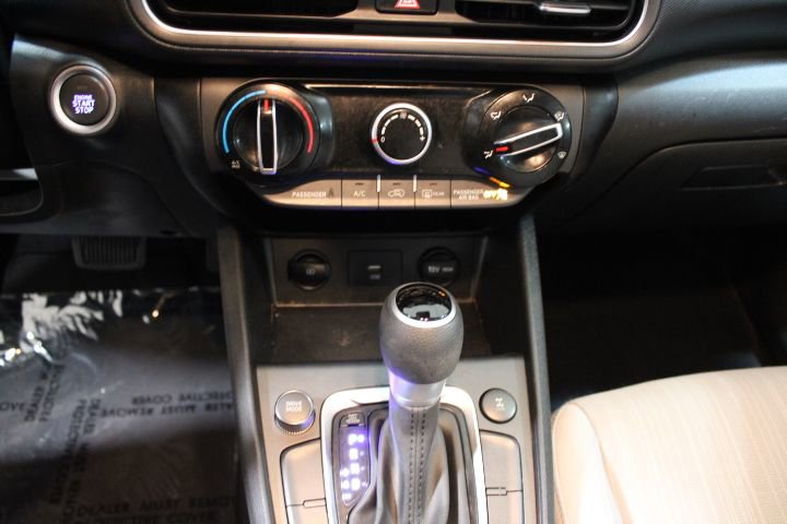 Used 2023 Hyundai Kona SEL image 27