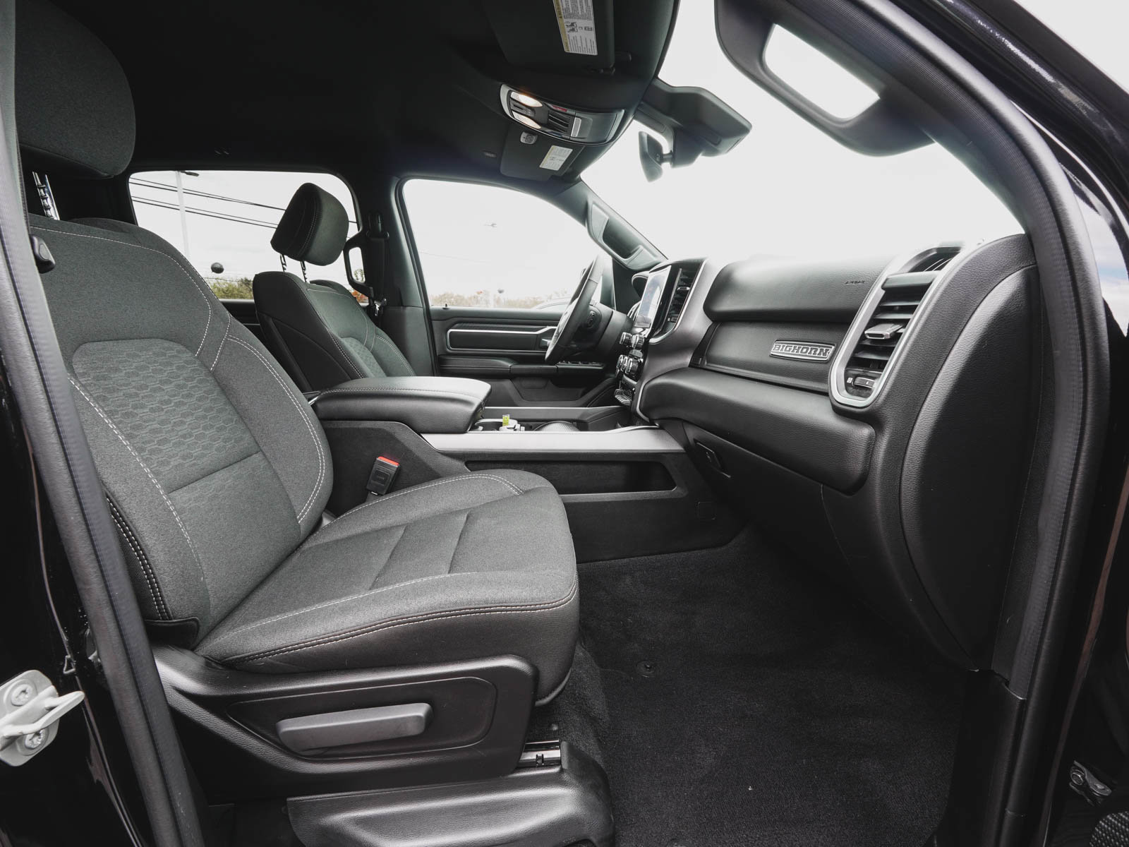 Used 2025 RAM 1500 Big Horn image 34