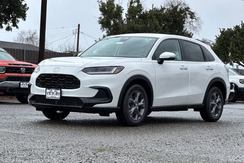 New 2026 Honda HR-V LX image 5