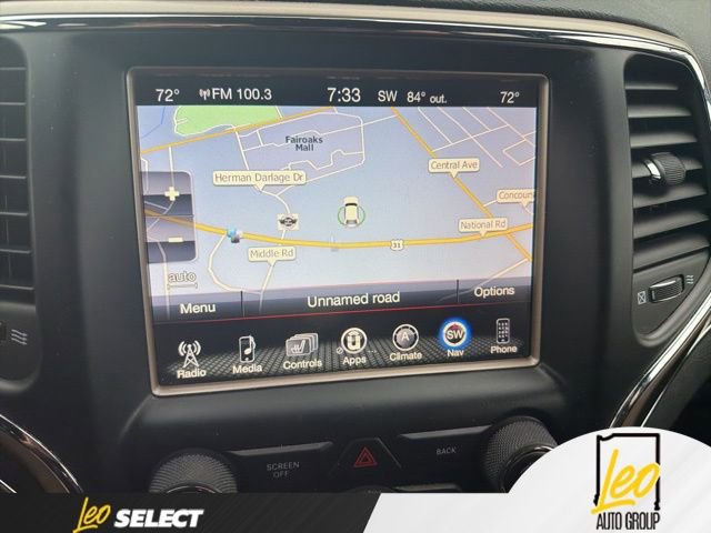 Used 2017 Jeep Grand Cherokee Limited AWD/4WD image 4