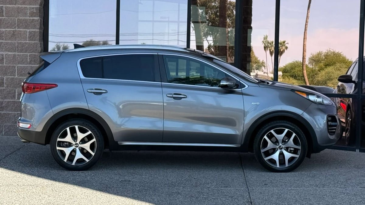 Used 2017 Kia Sportage SX AWD/4WD image 14
