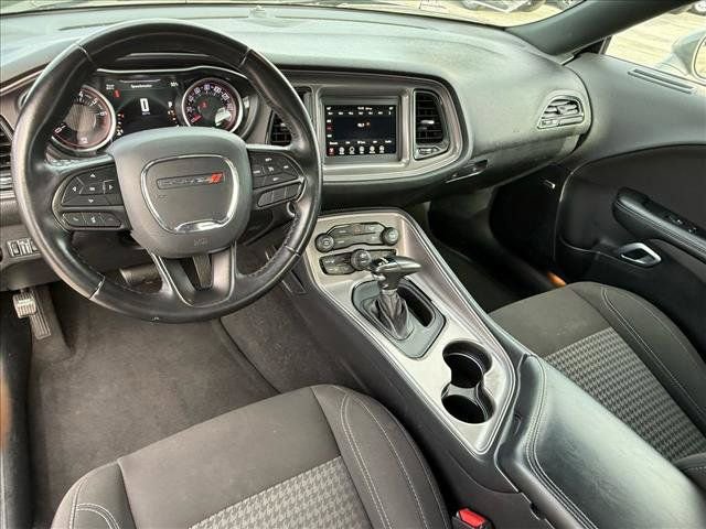 Used 2023 Dodge Challenger SXT RWD image 13
