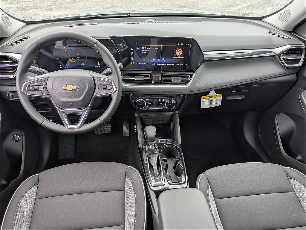 New 2026 Chevrolet TrailBlazer LT w/ Convenience Package FWD image 17