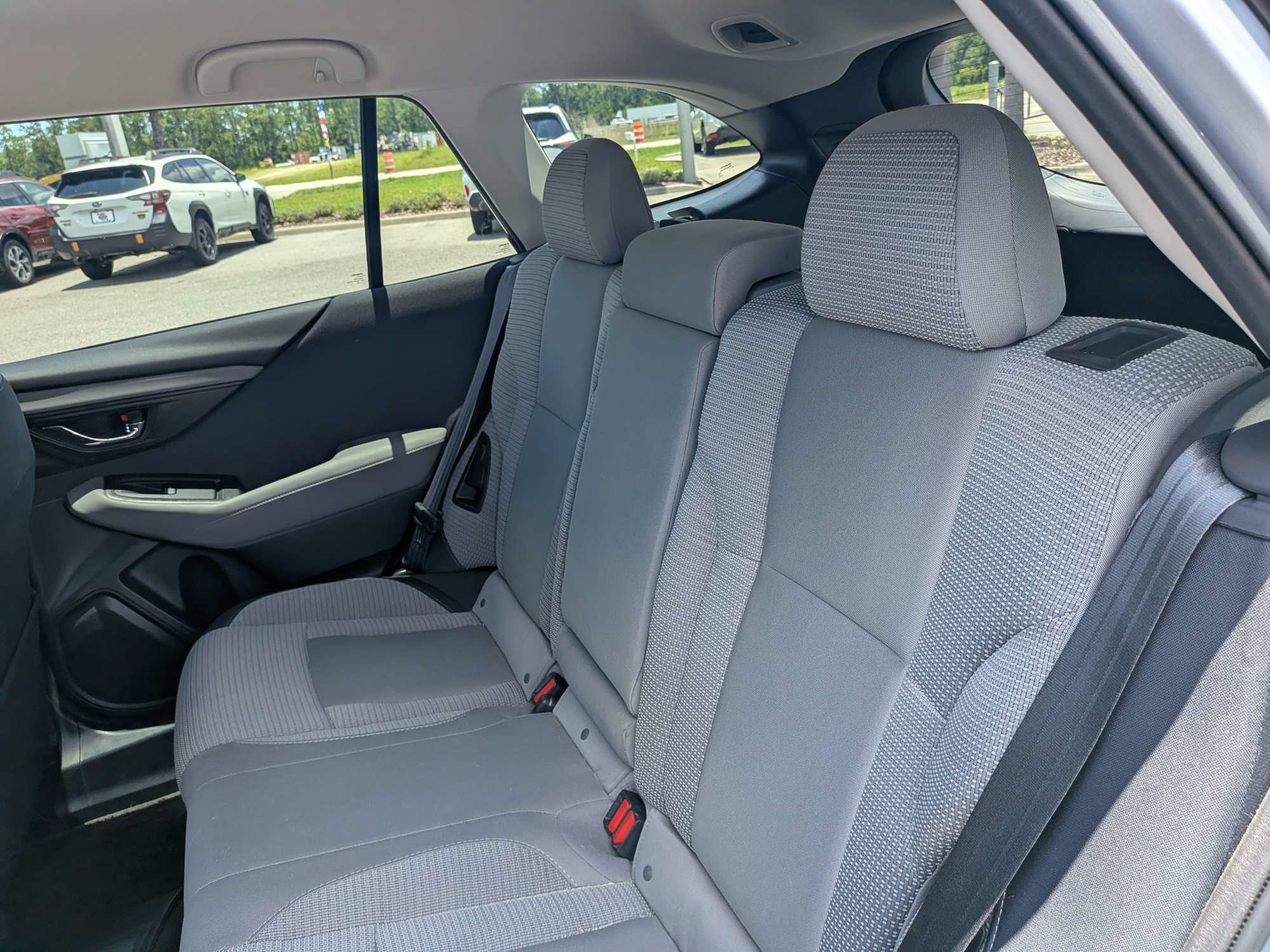 Used 2022 Subaru Outback Premium AWD/4WD image 14