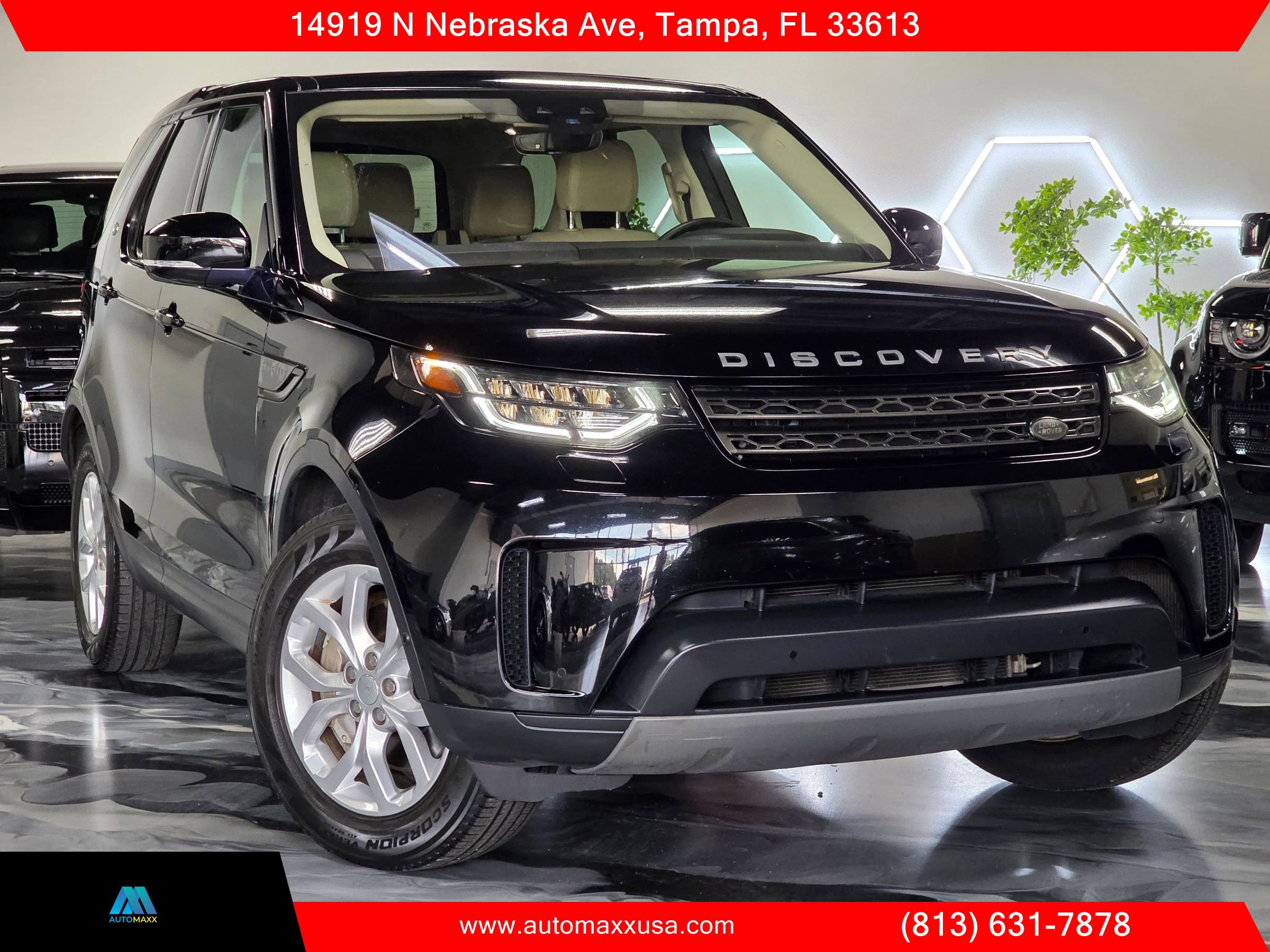 Used 2019 Land Rover Discovery SE AWD/4WD image 1