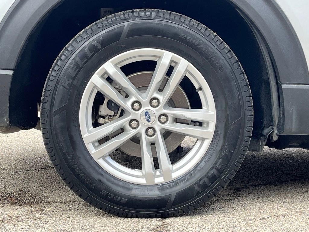 Certified 2023 Ford Explorer XLT image 23
