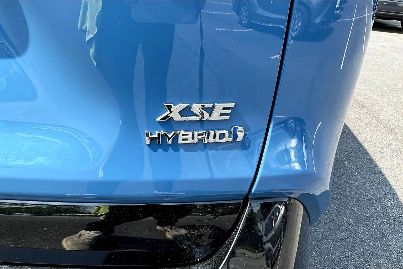 Certified 2024 Toyota RAV4 XSE AWD/4WD image 10