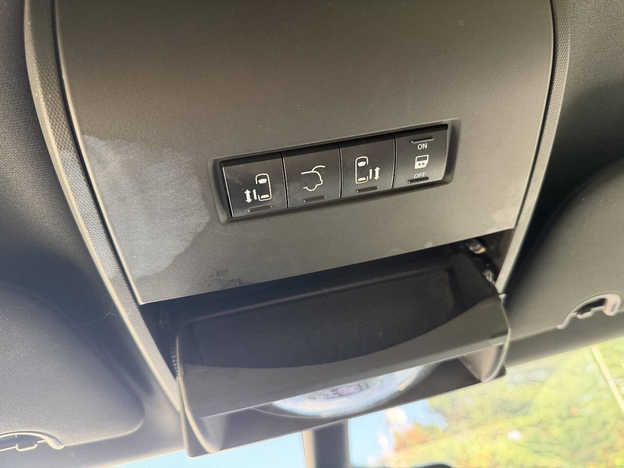 Used 2018 Dodge Grand Caravan GT FWD image 26