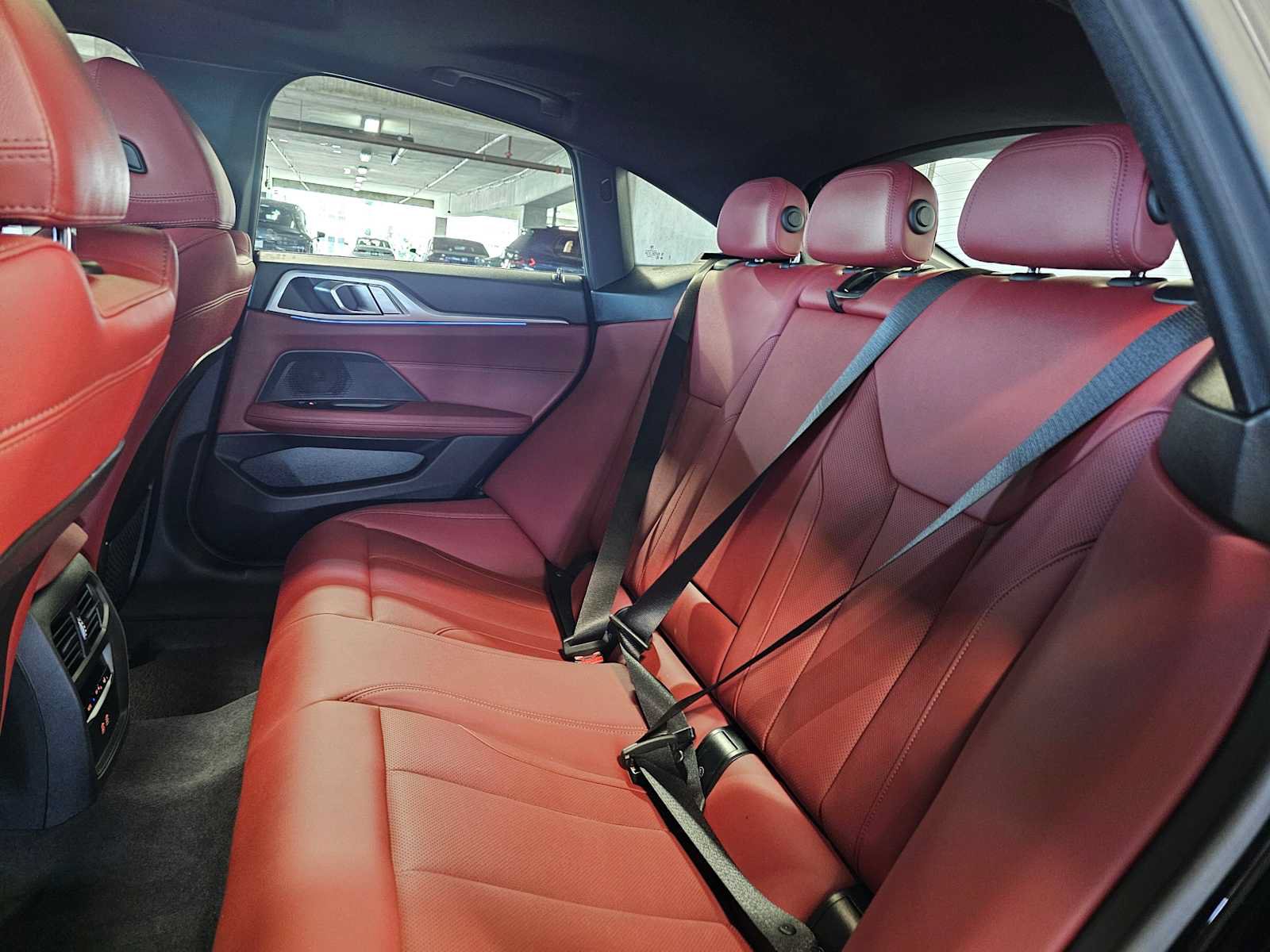 Certified 2024 BMW i4 eDrive35 w/ M Sport Package RWD image 30