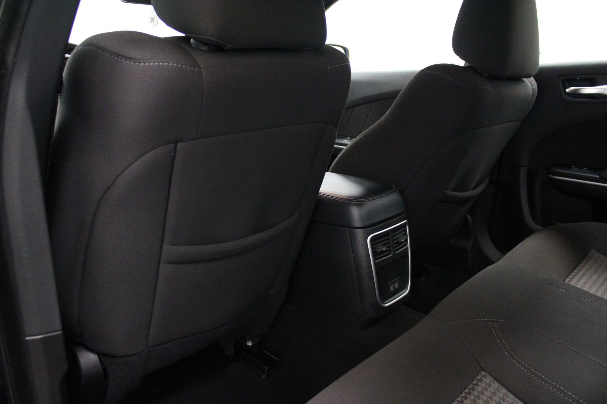 Used 2023 Dodge Charger SXT RWD image 16
