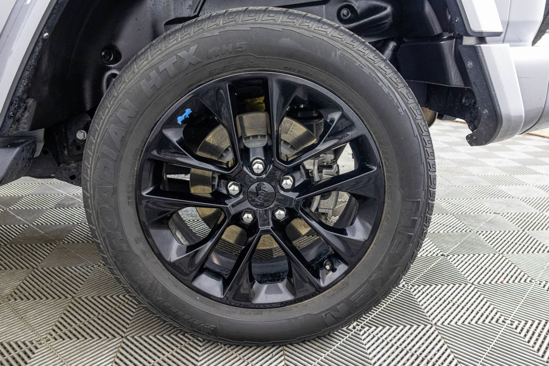 Used 2021 Jeep Wrangler Unlimited Sahara AWD/4WD image 53