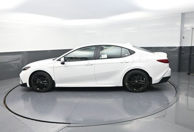 New 2026 Toyota Camry SE w/ Multimedia Upgrade Package image 4