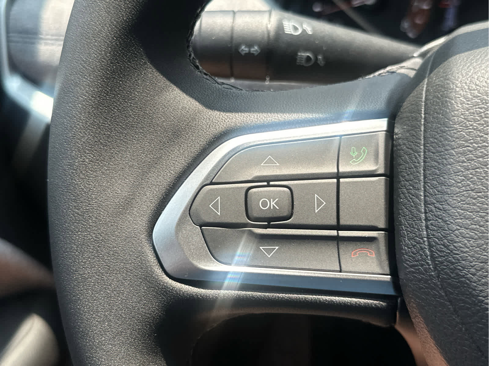 New 2025 Jeep Compass Latitude w/ Convenience Group image 30