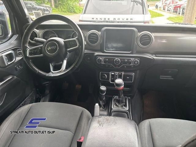 Used 2018 Jeep Wrangler Unlimited Sahara image 17