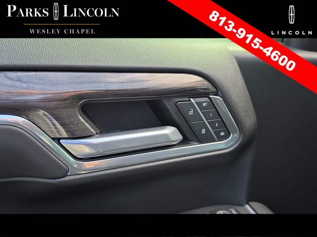 Used 2022 Chevrolet Silverado 1500 LTZ w/ Z71 Off-Road Package AWD/4WD image 16