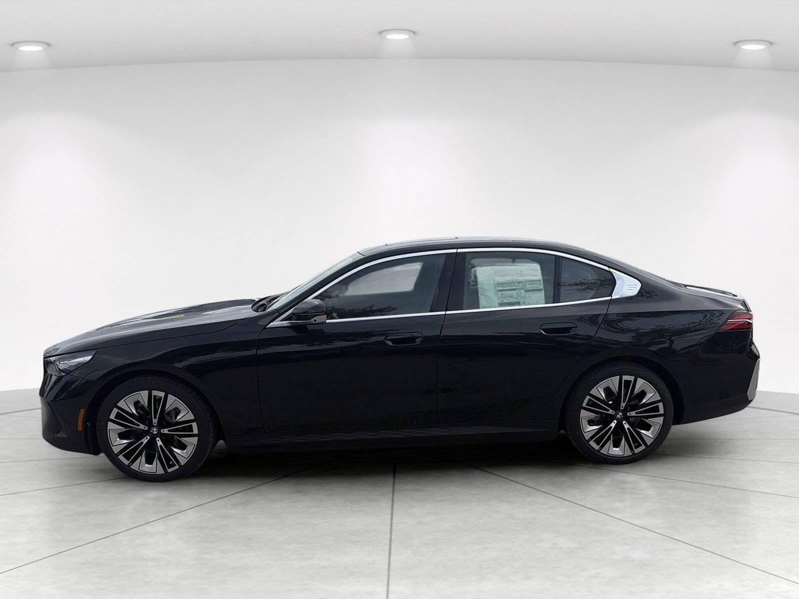 New 2027 BMW i5 eDrive40 w/ Premium Package RWD image 7