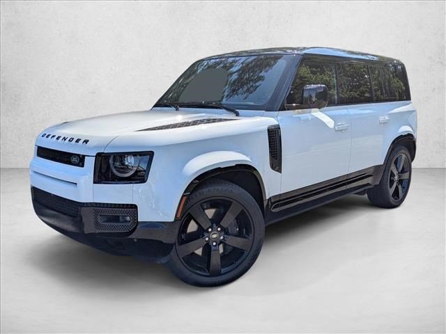 Used 2025 Land Rover Defender 110 X-Dynamic SE AWD/4WD image 1