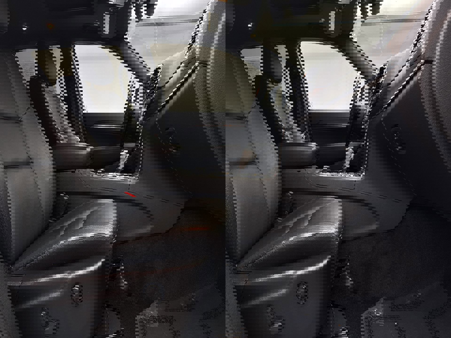 Used 2021 Jeep Grand Cherokee Limited w/ Trailer Tow Group IV image 16