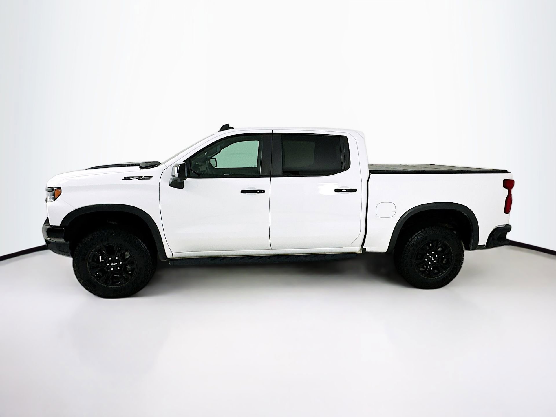 Used 2023 Chevrolet Silverado 1500 ZR2 w/ Technology Package image 5