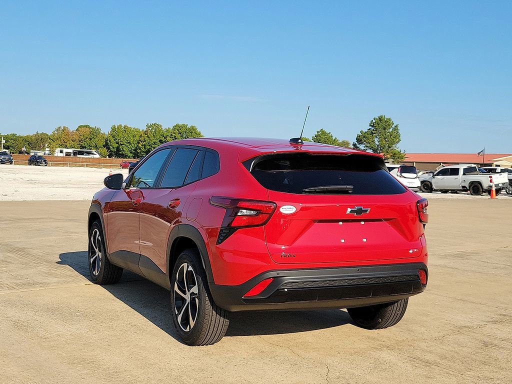 New 2026 Chevrolet Trax RS w/ Driver Confidence Package image 4