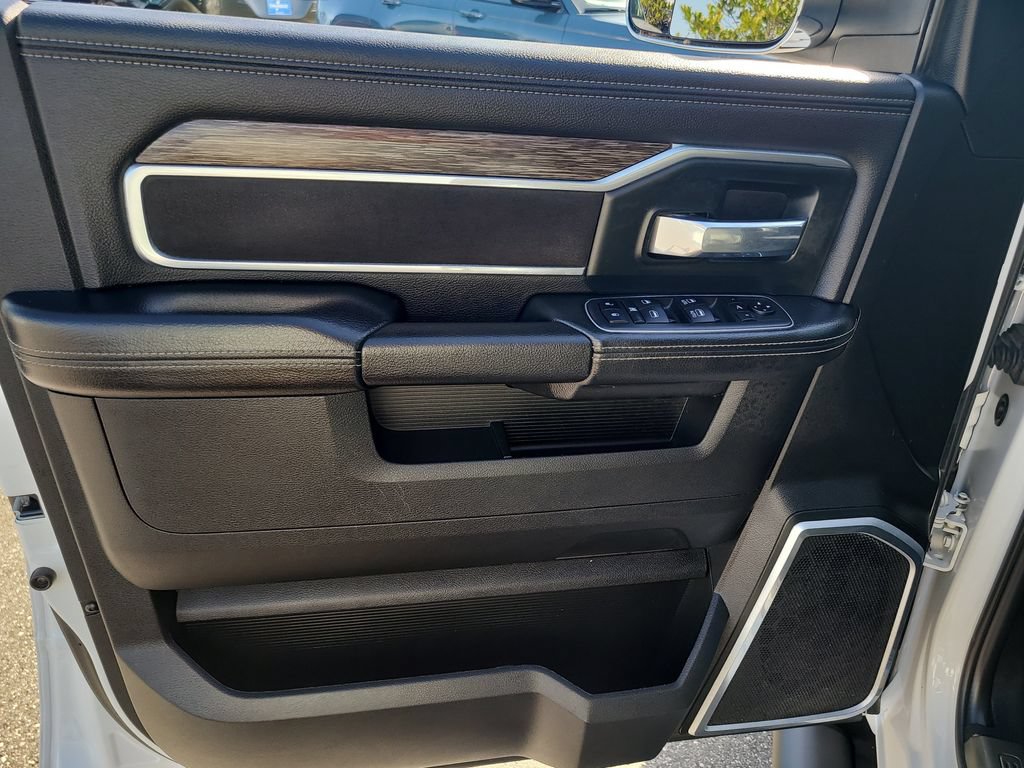 Used 2020 RAM 3500 Laramie AWD/4WD image 18
