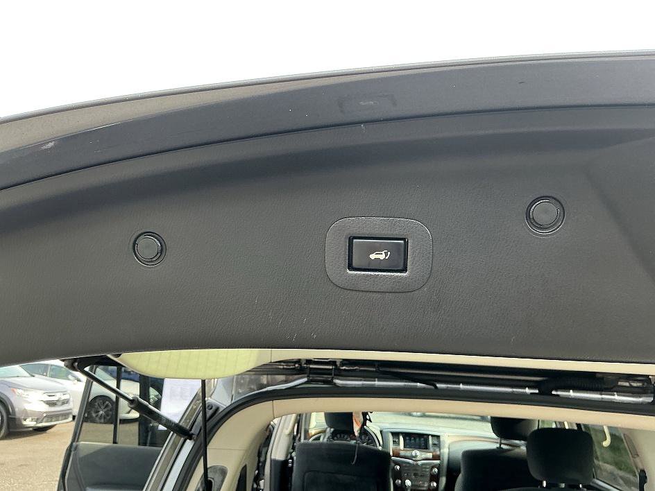 Used 2019 Nissan Armada SV w/ Driver Package image 32