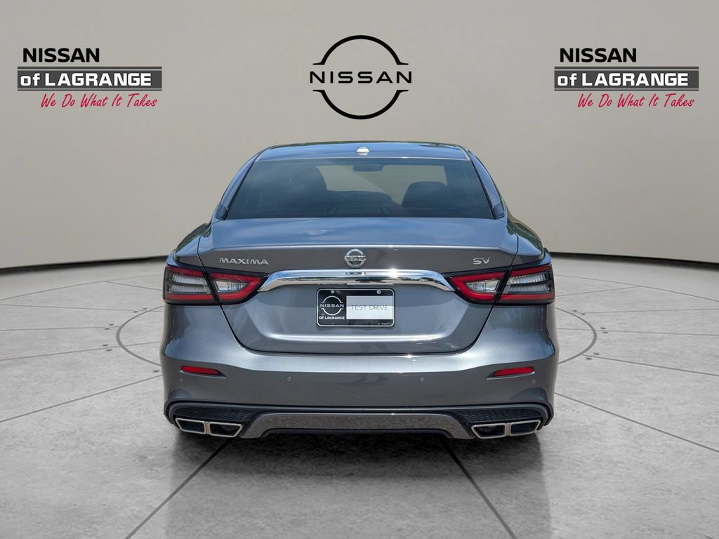 Used 2022 Nissan Maxima SV w/ Floor Mat Group FWD image 6