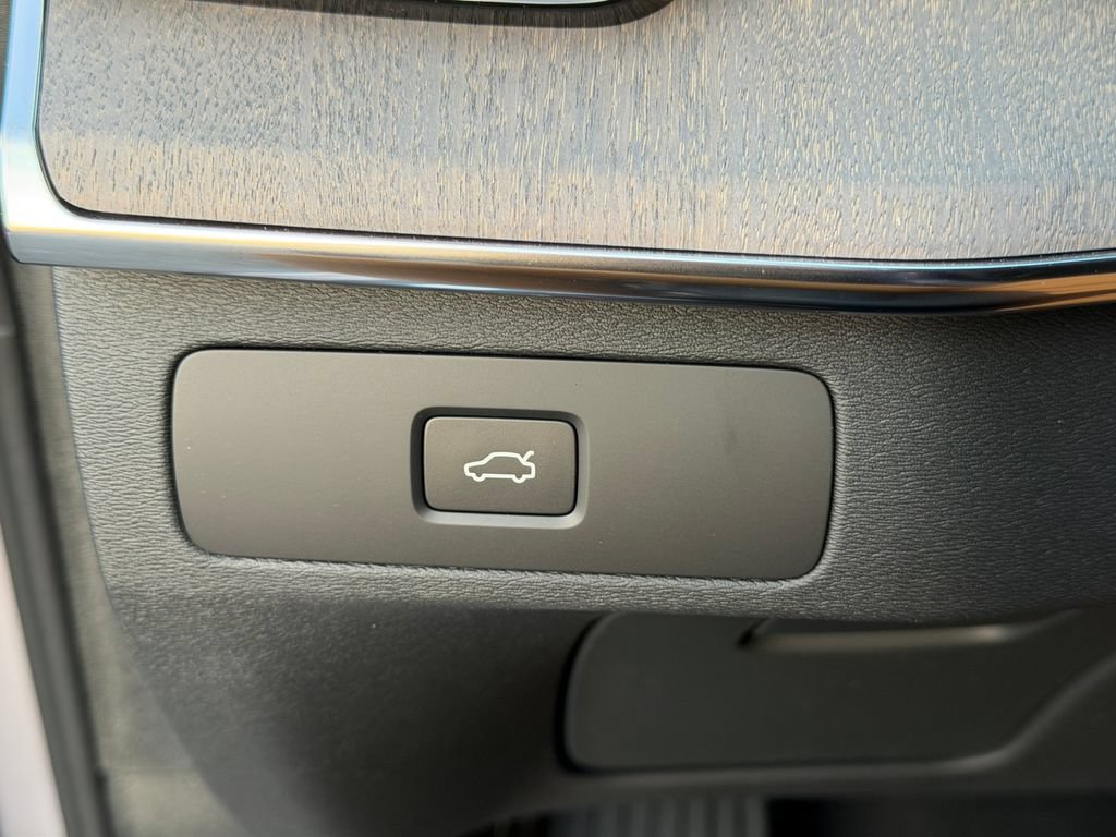 New 2026 Volvo XC90 B6 Ultra AWD/4WD image 30