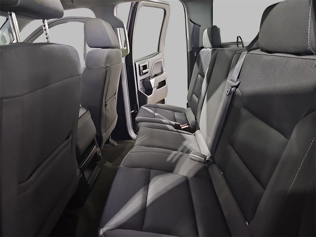 Used 2017 Chevrolet Silverado 1500 LT w/ Midnight Edition image 12