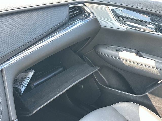 Certified 2023 Cadillac XT5 Premium Luxury AWD/4WD image 33